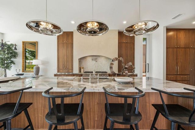 73719 Amir Drive, Palm Desert, CA 92260