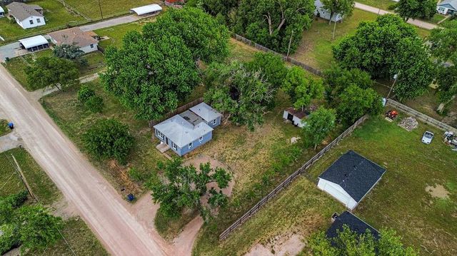 4704 S Water St, Wichita, KS 67217