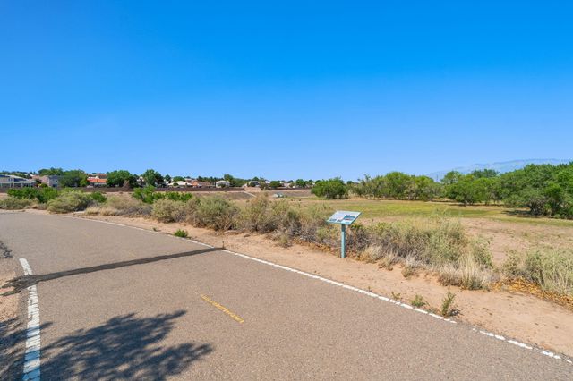 4128 Rancho Largo Road NW, Albuquerque, NM 87120