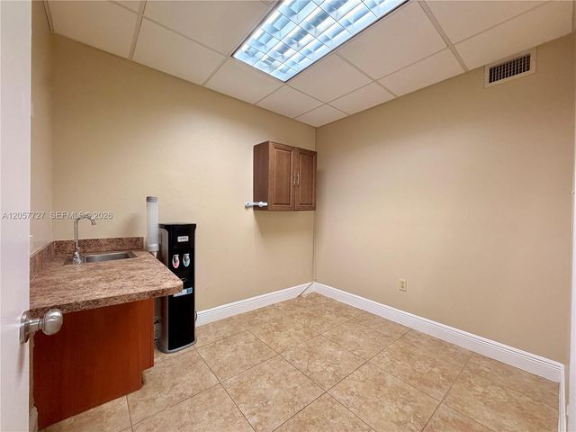 344 W 65th St 204, Hialeah, FL 33012