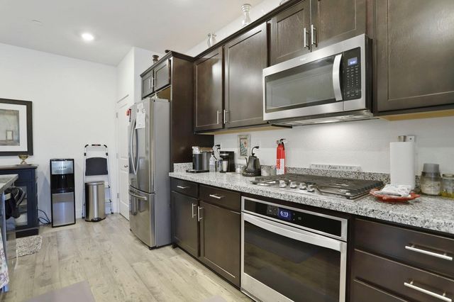 865 Tern Drive, Lathrop, CA 95330