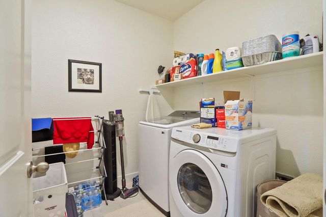 865 Tern Drive, Lathrop, CA 95330