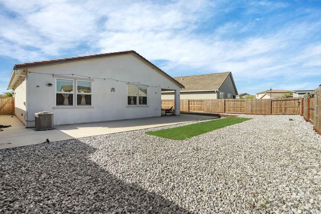 865 Tern Drive, Lathrop, CA 95330