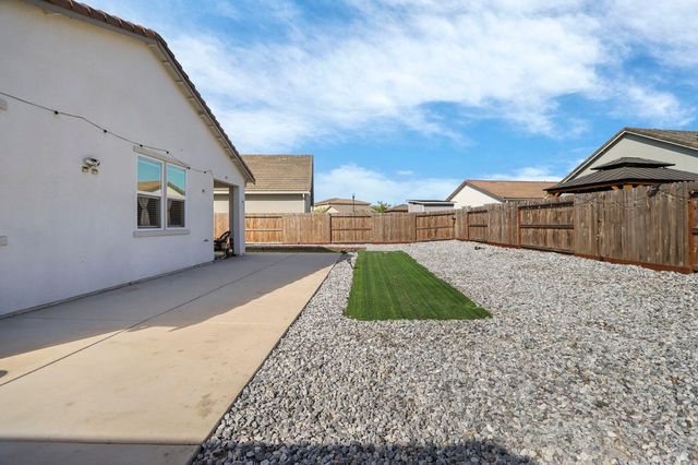 865 Tern Drive, Lathrop, CA 95330