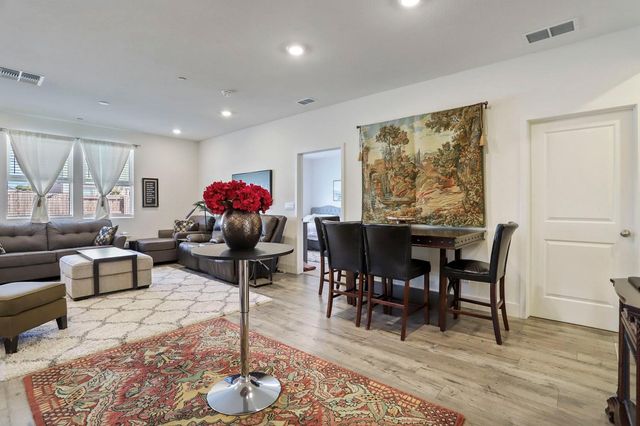 865 Tern Drive, Lathrop, CA 95330