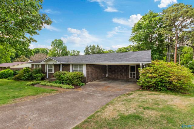 944 4th Avenue NW, Arab, AL 35016