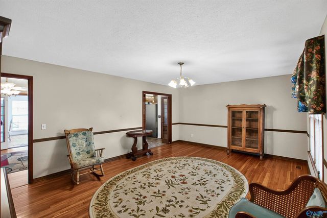 944 4th Avenue NW, Arab, AL 35016
