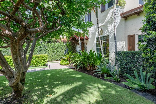 227 Marlborough Road, West Palm Beach, FL 33405