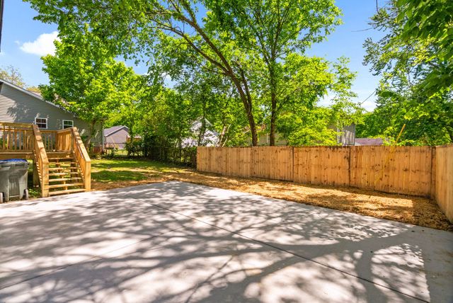 203 22nd Ave, E, Springfield, TN 37172