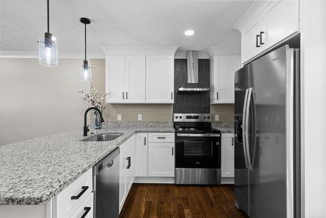 203 22nd Ave, E, Springfield, TN 37172