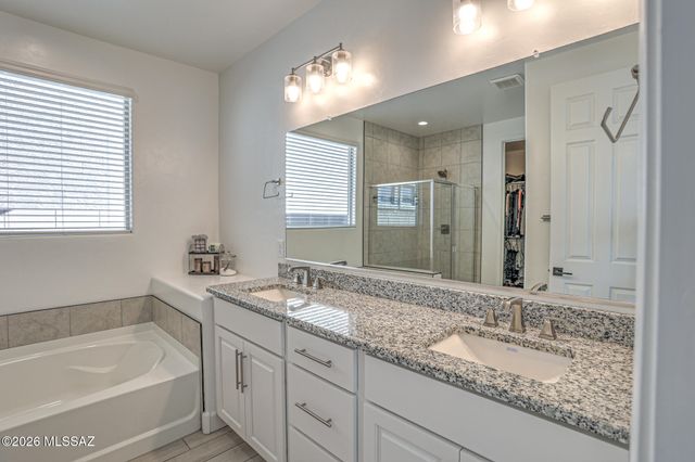 12573 N Belden Place, Marana, AZ 85653