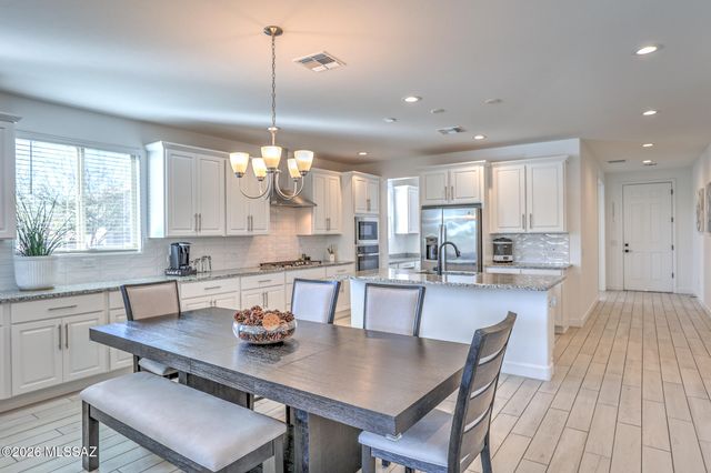 12573 N Belden Place, Marana, AZ 85653