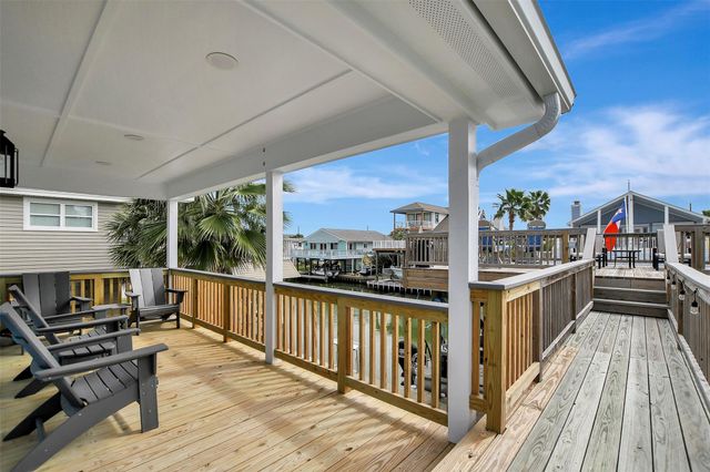 22205 Frio Drive, Galveston, TX 77554