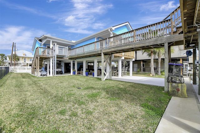 22205 Frio Drive, Galveston, TX 77554