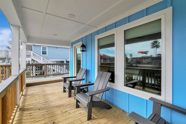 22205 Frio Drive, Galveston, TX 77554