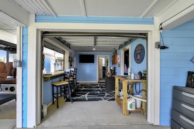 22205 Frio Drive, Galveston, TX 77554