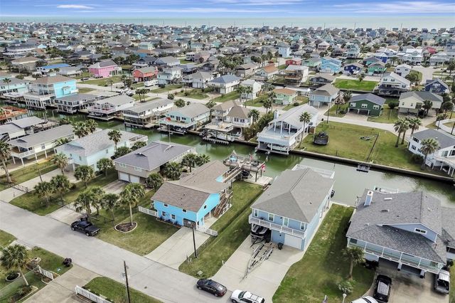 22205 Frio Drive, Galveston, TX 77554