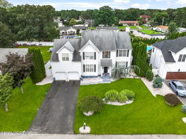 316 Hillside Drive, Manchester, NJ 08759