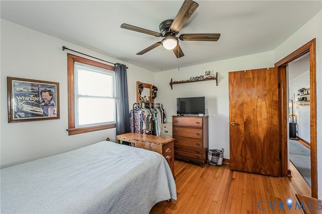 8236 Lee Davis Rd, Mechanicsville, VA 23111