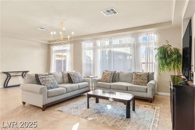 9696 Grayson Hills Street, Las Vegas, NV 89139