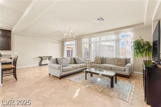 9696 Grayson Hills Street, Las Vegas, NV 89139