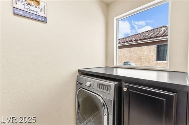 9696 Grayson Hills Street, Las Vegas, NV 89139