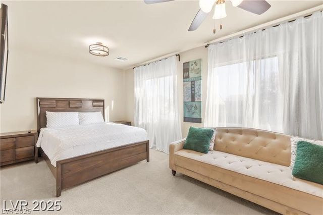 9696 Grayson Hills Street, Las Vegas, NV 89139