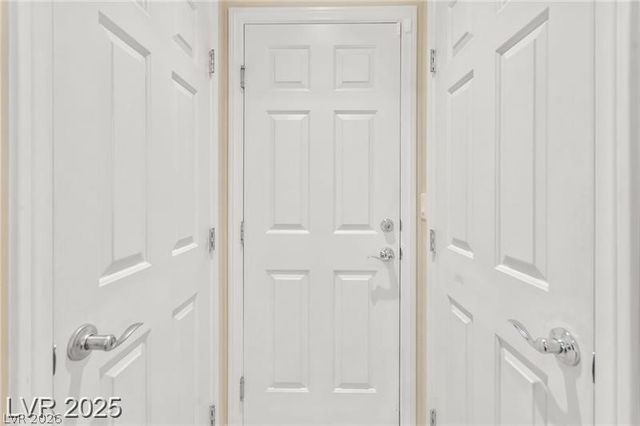 9696 Grayson Hills Street, Las Vegas, NV 89139