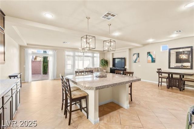 9696 Grayson Hills Street, Las Vegas, NV 89139