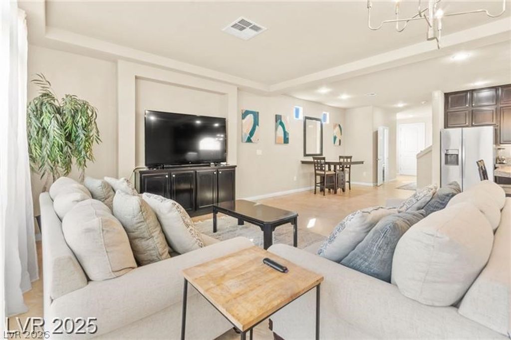 Image 17 of property listing at 9696 Grayson Hills Street, Las Vegas, NV 89139