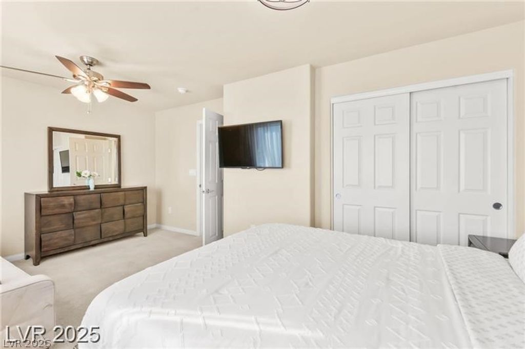 Image 33 of property listing at 9696 Grayson Hills Street, Las Vegas, NV 89139