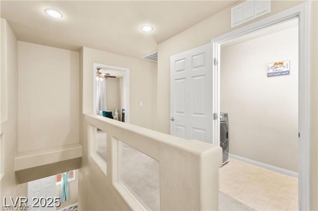 Image 38 of property listing at 9696 Grayson Hills Street, Las Vegas, NV 89139