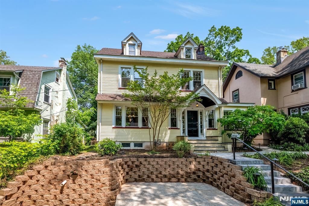 67 Woodland Road, Bloomfield, NJ 07003