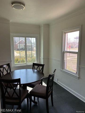 15211 EASTBURN Street, Detroit, MI 48205