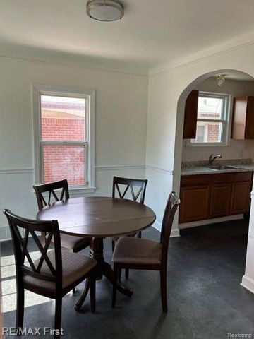 15211 EASTBURN Street, Detroit, MI 48205