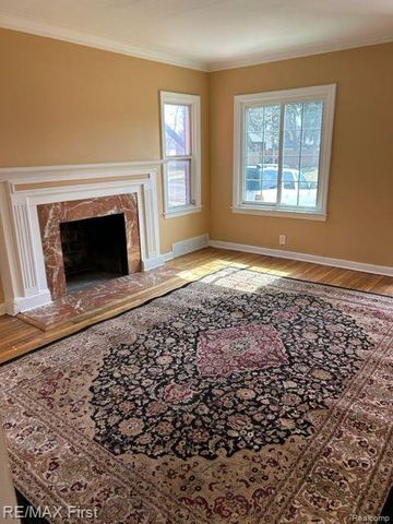 15211 EASTBURN Street, Detroit, MI 48205