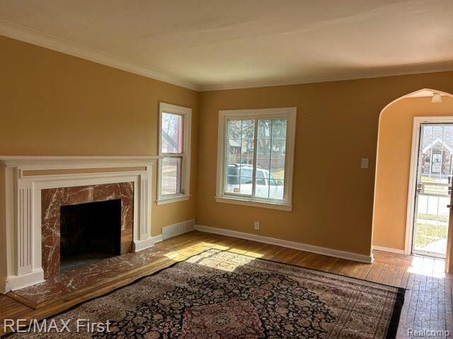 15211 EASTBURN Street, Detroit, MI 48205