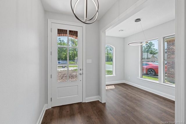 548 Sheila Drive, Sulphur, LA 70663