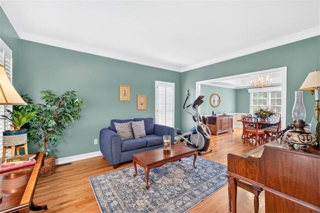 616 Coopers Pond Drive, Lawrenceville, GA 30044