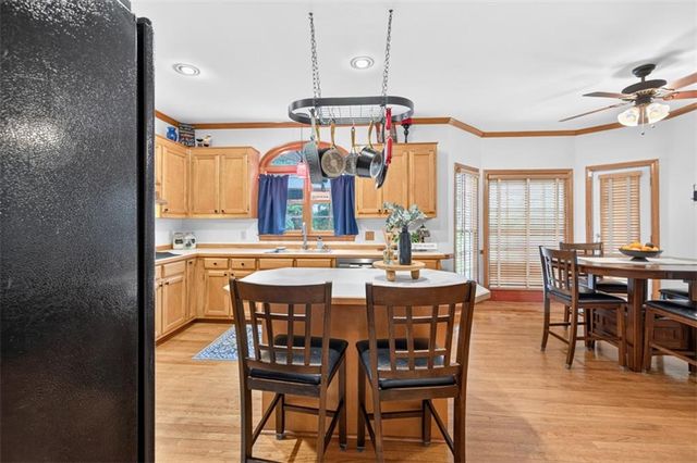 616 Coopers Pond Drive, Lawrenceville, GA 30044