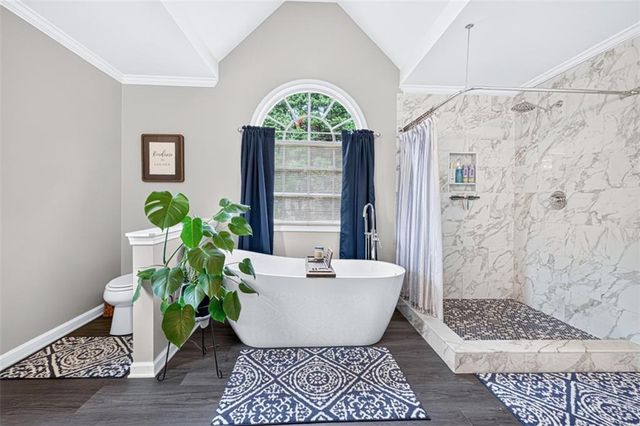 616 Coopers Pond Drive, Lawrenceville, GA 30044