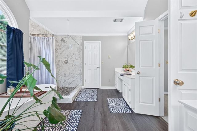 616 Coopers Pond Drive, Lawrenceville, GA 30044
