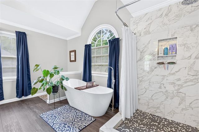 616 Coopers Pond Drive, Lawrenceville, GA 30044