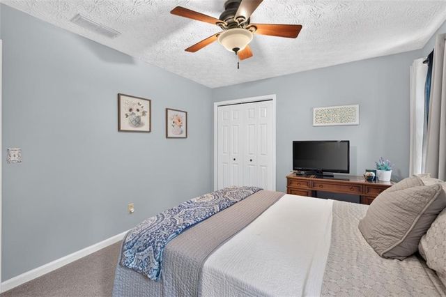 616 Coopers Pond Drive, Lawrenceville, GA 30044