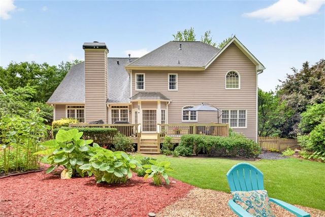616 Coopers Pond Drive, Lawrenceville, GA 30044