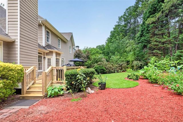616 Coopers Pond Drive, Lawrenceville, GA 30044