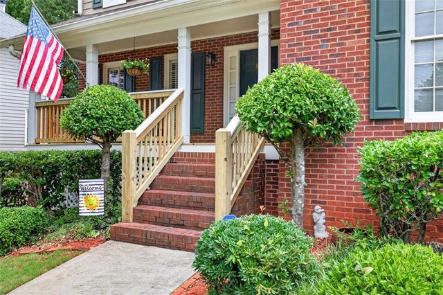 616 Coopers Pond Drive, Lawrenceville, GA 30044