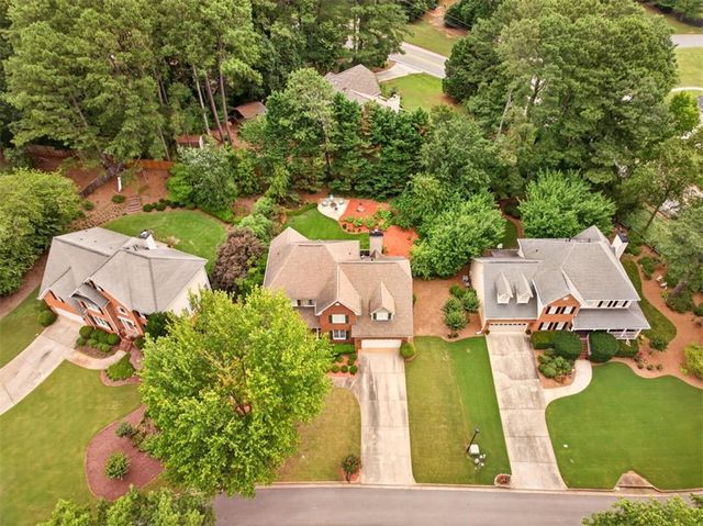 616 Coopers Pond Drive, Lawrenceville, GA 30044