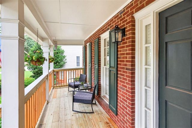 616 Coopers Pond Drive, Lawrenceville, GA 30044