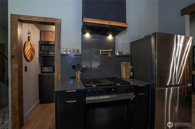 10910 150th Street Ct E, Puyallup, WA 98374